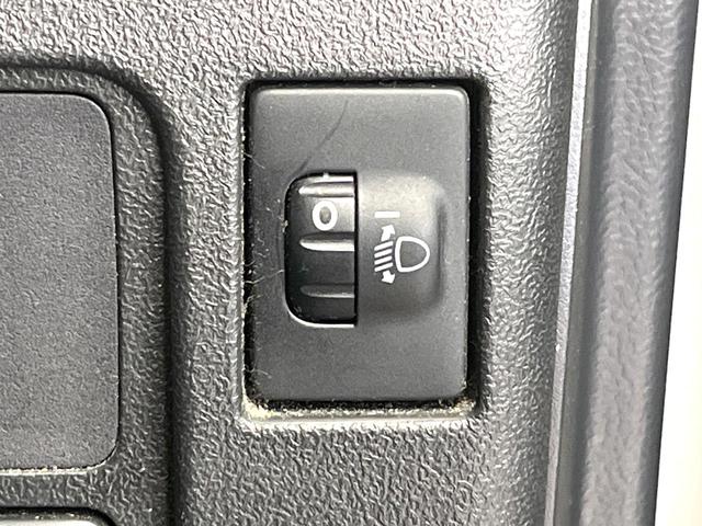 タント Gスペシャル 電動スライドドア SDナビ バックカメラ 地デジ 禁煙車 スマートキー アイドリングストップ オートエアコン 純正14インチアルミ ヘッドライトレベライザー CD DVD再生(53枚目)