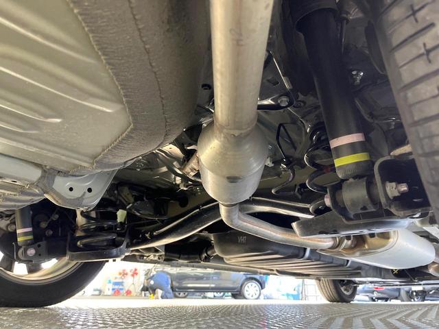 ヴォクシー ハイブリッドS-Z セーフティセンス 純正10.5型ナビ 全周囲カメラ フルセグ レーダークルーズ ブラインドスポットモニター 両側電動ドア リアオートエアコン シートヒーター LEDヘッド&フォグ AC100V電源(29枚目)