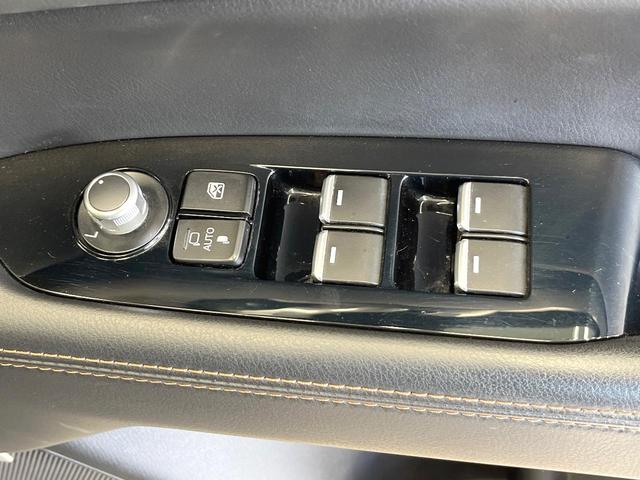 CX-5 XD Lパッケージ マツダコネクトナビ バックカメラ 禁煙車 衝突軽減装置 レーダークルーズコントロール クリアランスソナー シートヒーター パワーシート 革シート パワーバックドア LEDヘッド スマートキー ETC(39枚目)