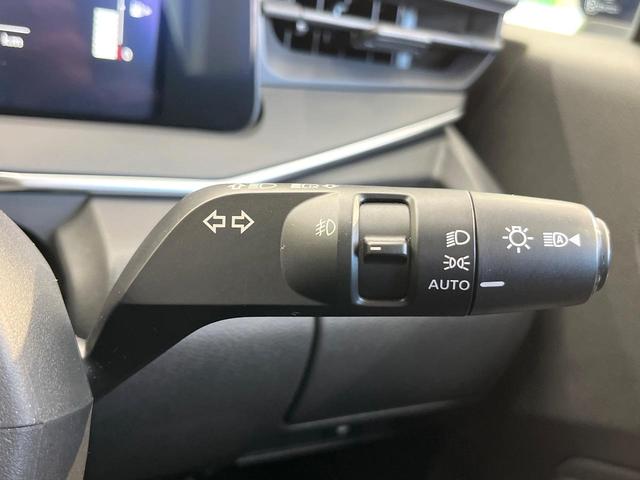 ノート X 純正ナビ 全周囲カメラ プロパイロット デジタルインナーミラー 禁煙車 ETC スマートキー LEDヘッド オートライト オートエアコン ワイヤレス充電 衝突軽減装置 車線逸脱警報 クリアランスソナー(27枚目)