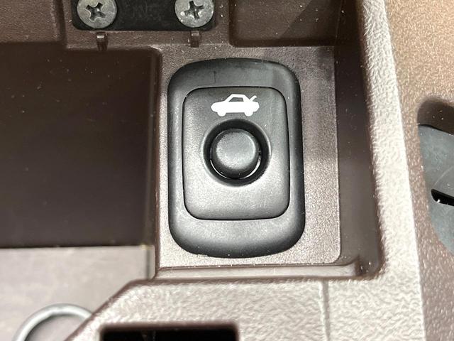 コペン セロ 純正ナビ バックカメラ 禁煙車 LEDヘッド オートエアコン シートヒーター スマートキー ETC ドラレコ Bluetooth再生 純正16インチアルミ アイドリングストップ フルセグ 横滑り防止(36枚目)