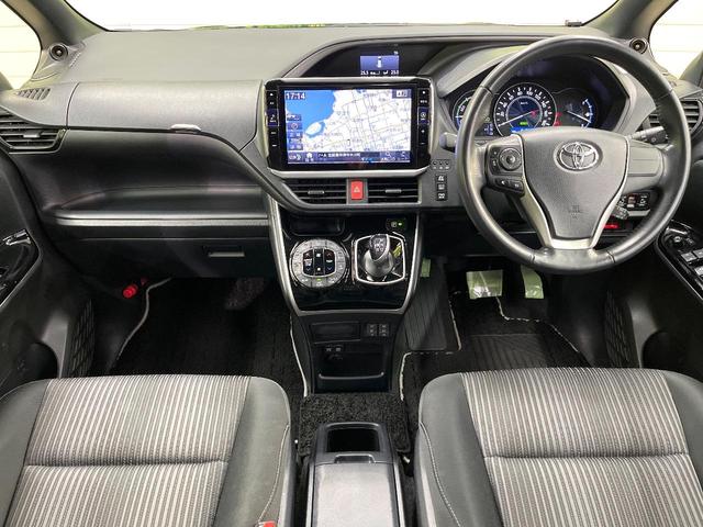 ヴォクシー ハイブリッドZS 煌 後席モニター BIG-X11インチナビ バックカメラ トヨタセーフティセンス クルーズコントロール 両側電動ドア シートヒーター ETC LEDヘッド オートライト オートエアコン スマートキー(2枚目)