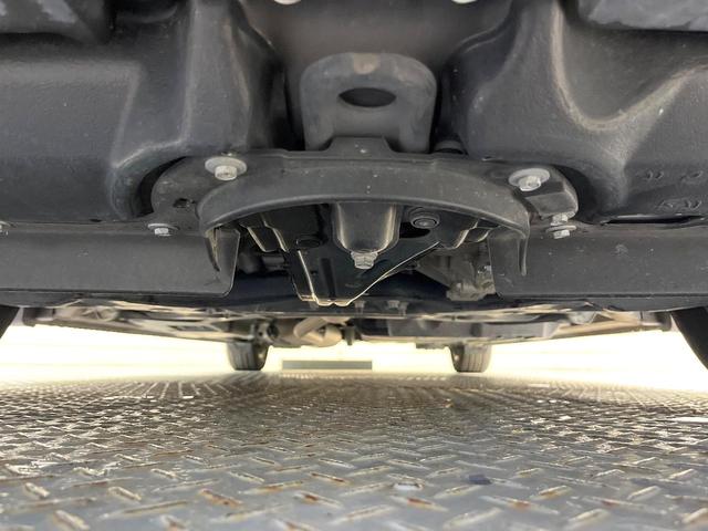 ヴォクシー ハイブリッドZS 煌 後席モニター BIG-X11インチナビ バックカメラ トヨタセーフティセンス クルーズコントロール 両側電動ドア シートヒーター ETC LEDヘッド オートライト オートエアコン スマートキー(20枚目)