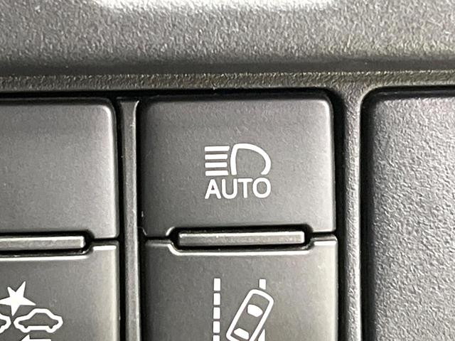 ヴォクシー ハイブリッドZS 煌 後席モニター BIG-X11インチナビ バックカメラ トヨタセーフティセンス クルーズコントロール 両側電動ドア シートヒーター ETC LEDヘッド オートライト オートエアコン スマートキー(32枚目)