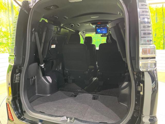 ヴォクシー ハイブリッドZS 煌 後席モニター BIG-X11インチナビ バックカメラ トヨタセーフティセンス クルーズコントロール 両側電動ドア シートヒーター ETC LEDヘッド オートライト オートエアコン スマートキー(58枚目)