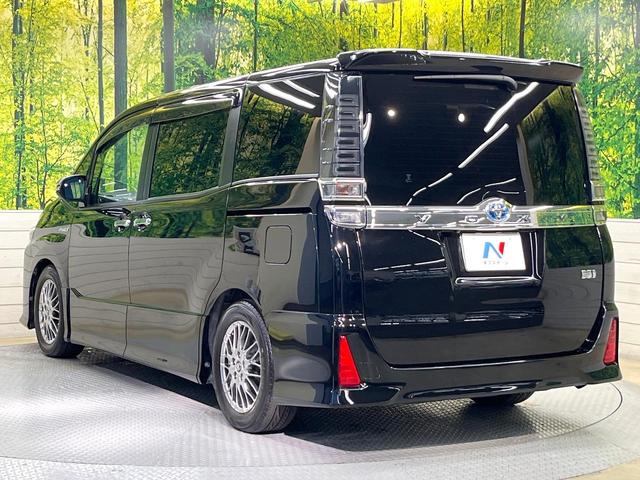 ヴォクシー ハイブリッドZS 煌 後席モニター BIG-X11インチナビ バックカメラ トヨタセーフティセンス クルーズコントロール 両側電動ドア シートヒーター ETC LEDヘッド オートライト オートエアコン スマートキー(64枚目)