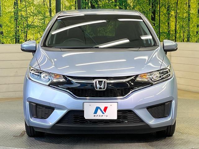 フィットハイブリッド Lパッケージ 純正ナビ バックカメラ 禁煙車 衝突軽減装置 クルーズコントロール LEDヘッド オートライト スマートキー 電動格納ミラー オートエアコン ドラレコ 純正革巻きステアリング ドアバイザー(14枚目)