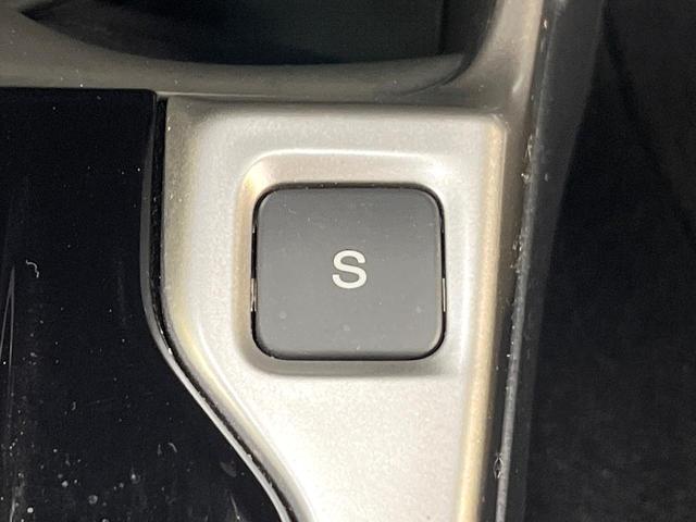 フィットハイブリッド Lパッケージ 純正ナビ バックカメラ 禁煙車 衝突軽減装置 クルーズコントロール LEDヘッド オートライト スマートキー 電動格納ミラー オートエアコン ドラレコ 純正革巻きステアリング ドアバイザー(24枚目)