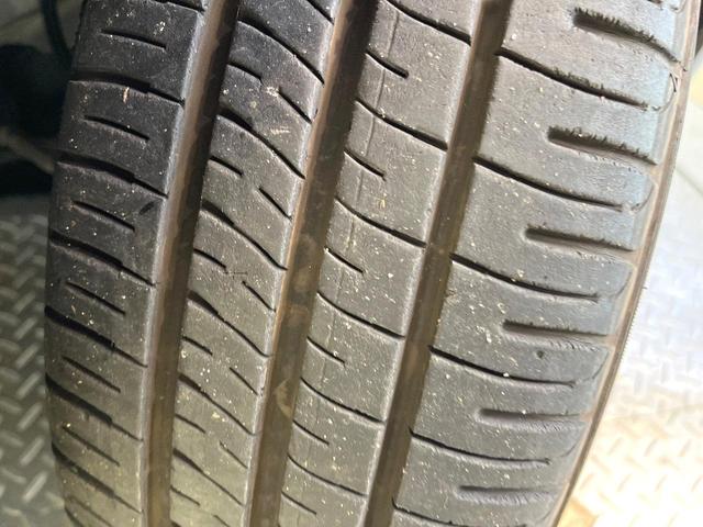 フィットハイブリッド Lパッケージ 純正ナビ バックカメラ 禁煙車 衝突軽減装置 クルーズコントロール LEDヘッド オートライト スマートキー 電動格納ミラー オートエアコン ドラレコ 純正革巻きステアリング ドアバイザー(67枚目)