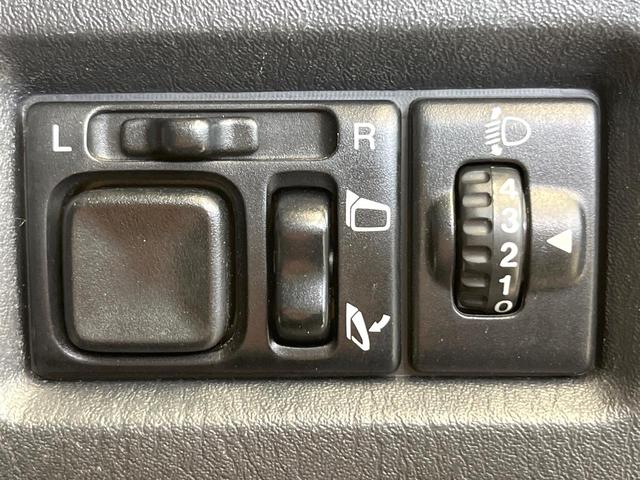 ジムニー XC SDナビ フルセグ HIDヘッド エアコン リモコンキー ルーフレール 電動格納ミラー ヘッドライトレベライザー 純正16インチアルミ CD/DVD ドラレコ Bluetooth(5枚目)