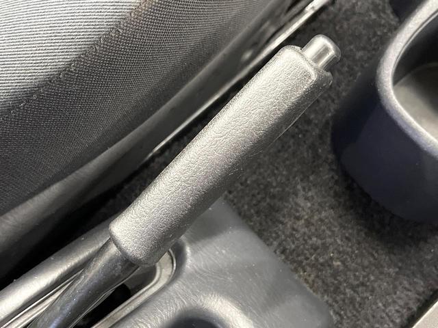 ジムニー XC SDナビ フルセグ HIDヘッド エアコン リモコンキー ルーフレール 電動格納ミラー ヘッドライトレベライザー 純正16インチアルミ CD/DVD ドラレコ Bluetooth(23枚目)