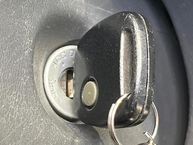 ジムニー XC SDナビ フルセグ HIDヘッド エアコン リモコンキー ルーフレール 電動格納ミラー ヘッドライトレベライザー 純正16インチアルミ CD/DVD ドラレコ Bluetooth(30枚目)