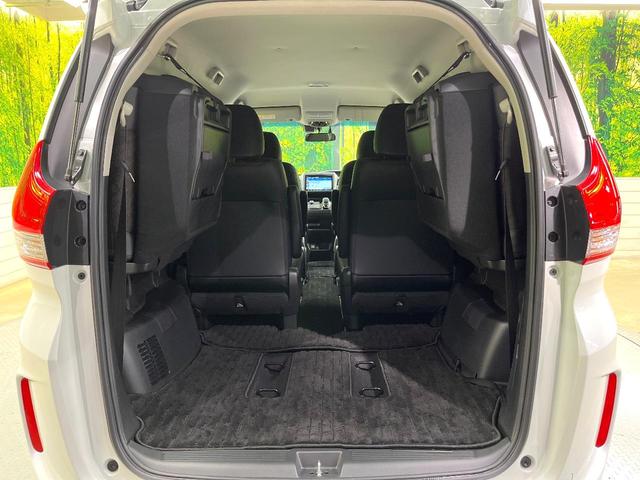 フリードハイブリッド ハイブリッド・クロスターホンダセンシング 両側電動ドア SDナビ バックカメラ 衝突被害軽減システム レーダークルーズ ハーフレザーシート スマートキー LEDヘッド ビルトインETC 車線逸脱警報 オートライト デュアルエアコン(11枚目)