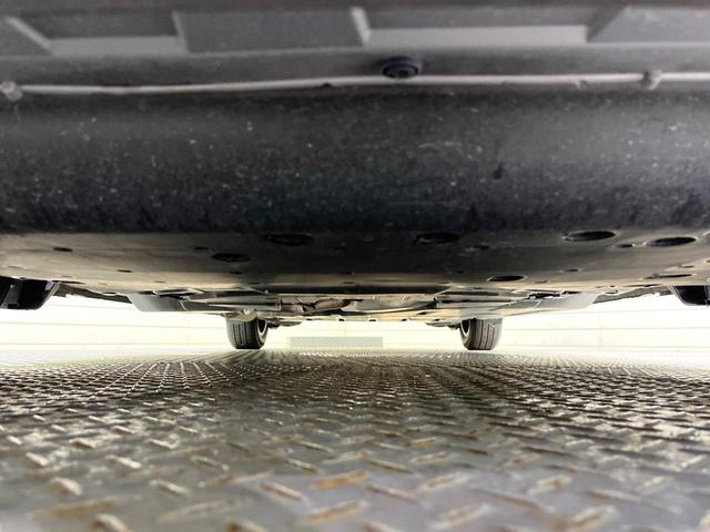 フリードハイブリッド ハイブリッド・クロスターホンダセンシング 両側電動ドア SDナビ バックカメラ 衝突被害軽減システム レーダークルーズ ハーフレザーシート スマートキー LEDヘッド ビルトインETC 車線逸脱警報 オートライト デュアルエアコン(19枚目)