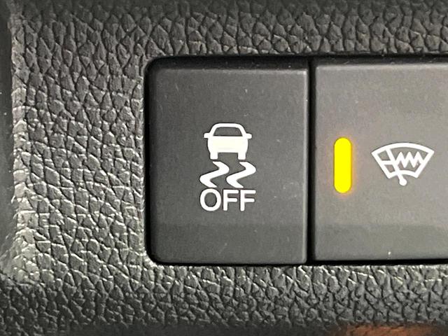 フリードハイブリッド ハイブリッド・クロスターホンダセンシング 両側電動ドア SDナビ バックカメラ 衝突被害軽減システム レーダークルーズ ハーフレザーシート スマートキー LEDヘッド ビルトインETC 車線逸脱警報 オートライト デュアルエアコン(60枚目)