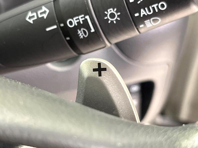 N-BOXカスタム 2トーンカラースタイル G・ターボLパッケージ フリップダウンモニター 純正8型ナビ 衝突軽減装置 禁煙車 バックカメラ 両側電動ドア オートエアコン オートライト ETC スマートキー ハーフレザー Bluetooth再生 電動格納ミラー(30枚目)