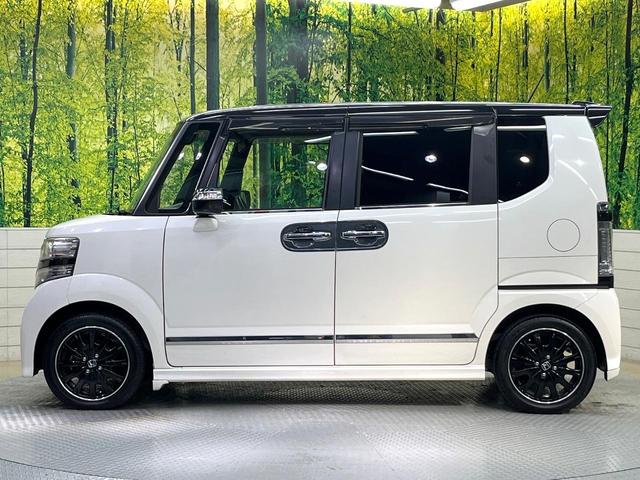 N-BOXカスタム 2トーンカラースタイル G・ターボLパッケージ フリップダウンモニター 純正8型ナビ 衝突軽減装置 禁煙車 バックカメラ 両側電動ドア オートエアコン オートライト ETC スマートキー ハーフレザー Bluetooth再生 電動格納ミラー(58枚目)