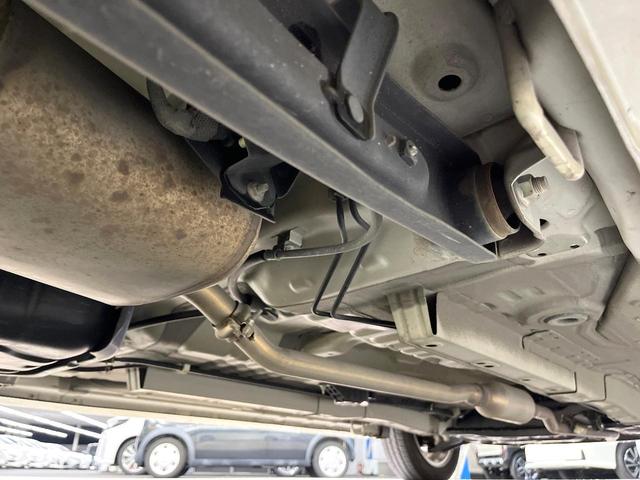 スペーシアカスタム ＸＳ　ＳＤナビ　フルセグ　電動ドア　ＨＩＤヘッド　オートライト　オートエアコン　スマートキー　アイドリングストップ　電動格納ミラー　プライバシーガラス　ロールサンシェード　Ｂｌｕｅｔｏｏｔｈ（28枚目）