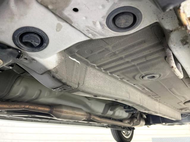 スペーシアカスタム ＸＳ　ＳＤナビ　フルセグ　電動ドア　ＨＩＤヘッド　オートライト　オートエアコン　スマートキー　アイドリングストップ　電動格納ミラー　プライバシーガラス　ロールサンシェード　Ｂｌｕｅｔｏｏｔｈ（31枚目）