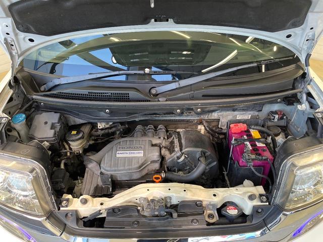 N-BOXカスタム G SSパッケージ 電動スライドドア バックカメラ 禁煙車 ドラレコ スマートキー HIDヘッド ETC オートライト オートエアコン Bluetooth CD DVD再生 地デジ(17枚目)