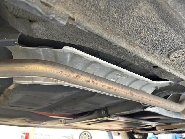 フィット ｅ：ＨＥＶホーム　ホンダセンシング　９型ホンダコネクトディスプレイ　バックカメラ　フルセグ　アダプティブクルーズ　純正１６インチアルミ　ステアリングスイッチ　ＬＥＤヘッド　オートハイビーム　オートエアコン　スマートキー（22枚目）