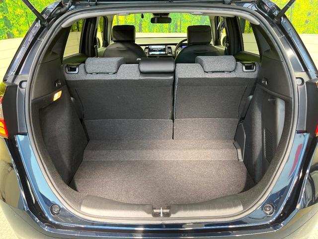 フィット ｅ：ＨＥＶホーム　ホンダセンシング　９型ホンダコネクトディスプレイ　バックカメラ　フルセグ　アダプティブクルーズ　純正１６インチアルミ　ステアリングスイッチ　ＬＥＤヘッド　オートハイビーム　オートエアコン　スマートキー（39枚目）