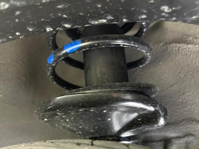 エブリイワゴン ＰＺターボスペシャル　セーフティサポート　純正ディスプレイオーディオ　バックカメラ　両側電動ドア　シートヒーター　ＨＩＤヘッド　オートハイビーム　オートエアコン　純正１４インチアルミ　ＡｐｐｌｅＣａｒＰｌａｙ（20枚目）