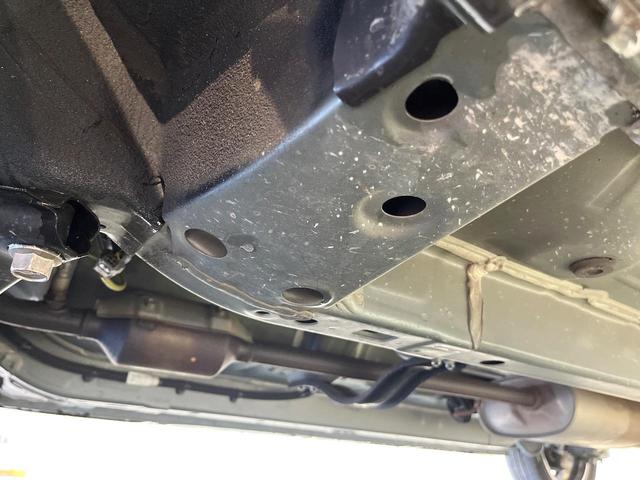 デリカミニ Ｇ　プレミアム　ｅ－アシスト　ＳＤナビ　全周囲カメラ　フルセグ　マイパイロット　デジタルインナーミラー　ハンズフリー機能付両側電動ドア　純正１５インチアルミ　ステアリングヒーター　ロールサンシェード　スマートキー（32枚目）