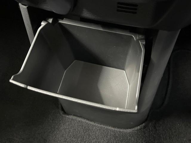 デリカミニ Ｇ　プレミアム　ｅ－アシスト　ＳＤナビ　全周囲カメラ　フルセグ　マイパイロット　デジタルインナーミラー　ハンズフリー機能付両側電動ドア　純正１５インチアルミ　ステアリングヒーター　ロールサンシェード　スマートキー（68枚目）