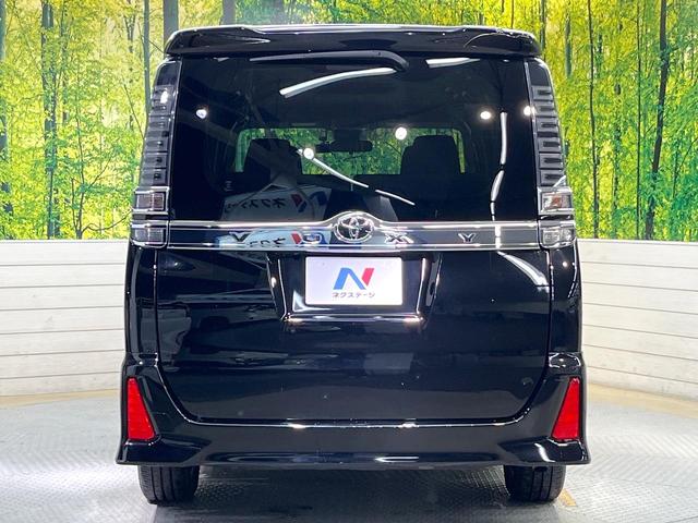 ヴォクシー ＺＳ　後期型　セーフティセンス　純正１０型ナビ　バックカメラ　両側電動ドア　７人乗り　ＬＥＤヘッド　禁煙車　ＥＴＣ　ドラレコ　純正１６インチアルミ　ロールサンシェード　スマートキー　シートバックテーブル（16枚目）