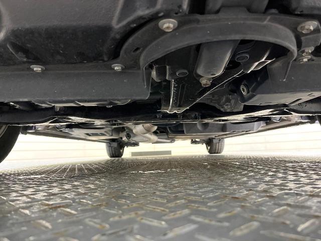 ヴォクシー ＺＳ　後期型　セーフティセンス　純正１０型ナビ　バックカメラ　両側電動ドア　７人乗り　ＬＥＤヘッド　禁煙車　ＥＴＣ　ドラレコ　純正１６インチアルミ　ロールサンシェード　スマートキー　シートバックテーブル（20枚目）