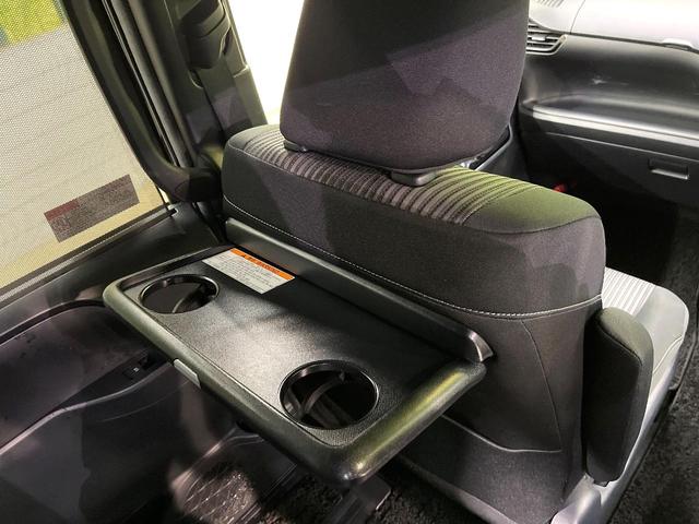 ヴォクシー ＺＳ　後期型　セーフティセンス　純正１０型ナビ　バックカメラ　両側電動ドア　７人乗り　ＬＥＤヘッド　禁煙車　ＥＴＣ　ドラレコ　純正１６インチアルミ　ロールサンシェード　スマートキー　シートバックテーブル（42枚目）