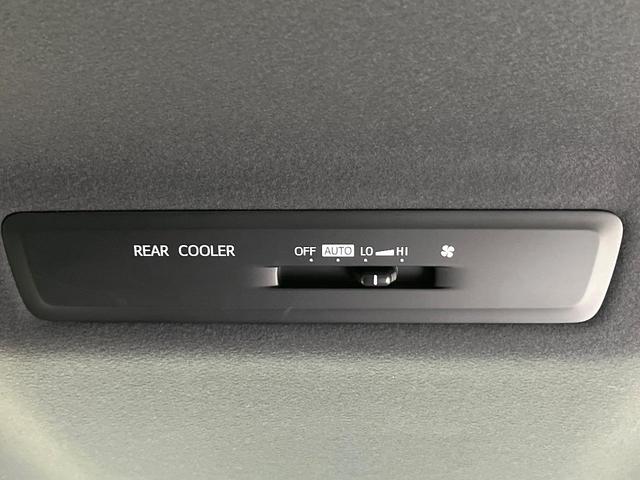 ヴォクシー ＺＳ　後期型　セーフティセンス　純正１０型ナビ　バックカメラ　両側電動ドア　７人乗り　ＬＥＤヘッド　禁煙車　ＥＴＣ　ドラレコ　純正１６インチアルミ　ロールサンシェード　スマートキー　シートバックテーブル（51枚目）