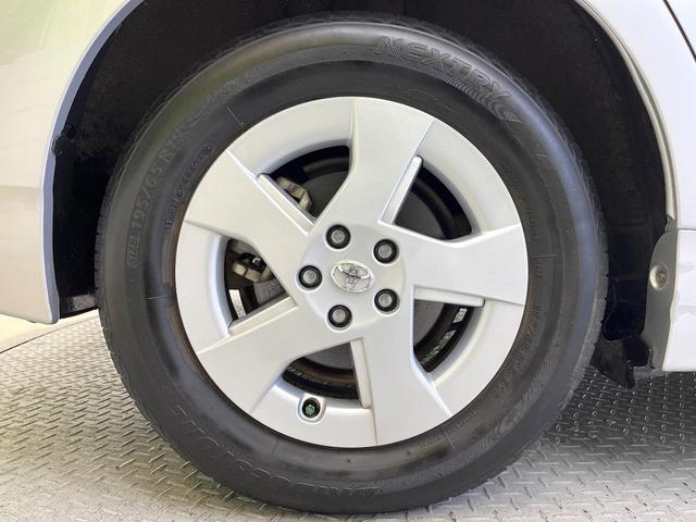 プリウス Ｓ　純正ナビ　バックカメラ　オートエアコン　純正１５インチアルミ　電動格納ミラー　スマートキー　ヘッドライトレベライザー　盗難防止装置　ＥＴＣ（30枚目）