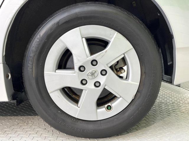 プリウス Ｓ　純正ナビ　バックカメラ　オートエアコン　純正１５インチアルミ　電動格納ミラー　スマートキー　ヘッドライトレベライザー　盗難防止装置　ＥＴＣ（31枚目）