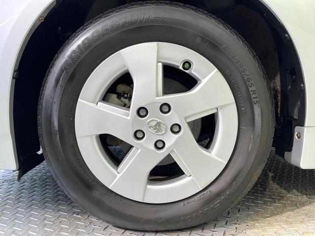 プリウス Ｓ　純正ナビ　バックカメラ　オートエアコン　純正１５インチアルミ　電動格納ミラー　スマートキー　ヘッドライトレベライザー　盗難防止装置　ＥＴＣ（33枚目）