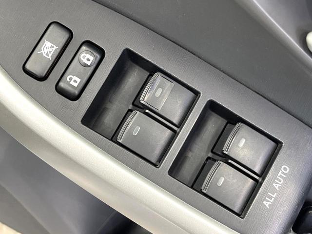 プリウス Ｓ　純正ナビ　バックカメラ　オートエアコン　純正１５インチアルミ　電動格納ミラー　スマートキー　ヘッドライトレベライザー　盗難防止装置　ＥＴＣ（49枚目）