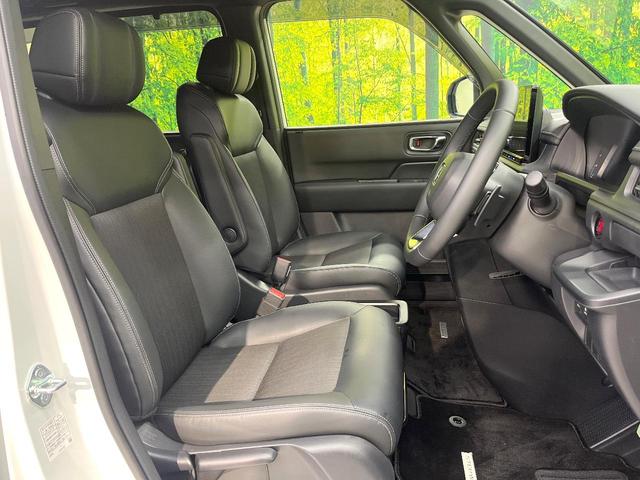 ステップワゴン ｅ：ＨＥＶスパーダ　純正１１．４型ナビ　バックカメラ　ホンダセンシング　両側電動ドア　レーダークルーズコントロール　ＥＴＣ　シートヒーター　オートエアコン　パワーバックドア　スマートキー　電動格納ミラー　ハーフレザー（8枚目）