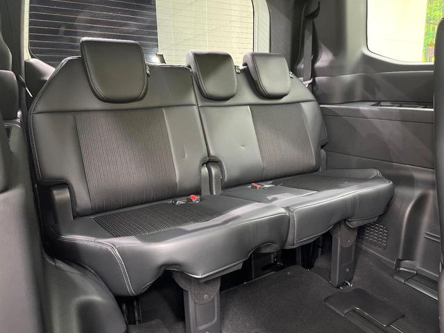 ステップワゴン ｅ：ＨＥＶスパーダ　純正１１．４型ナビ　バックカメラ　ホンダセンシング　両側電動ドア　レーダークルーズコントロール　ＥＴＣ　シートヒーター　オートエアコン　パワーバックドア　スマートキー　電動格納ミラー　ハーフレザー（10枚目）