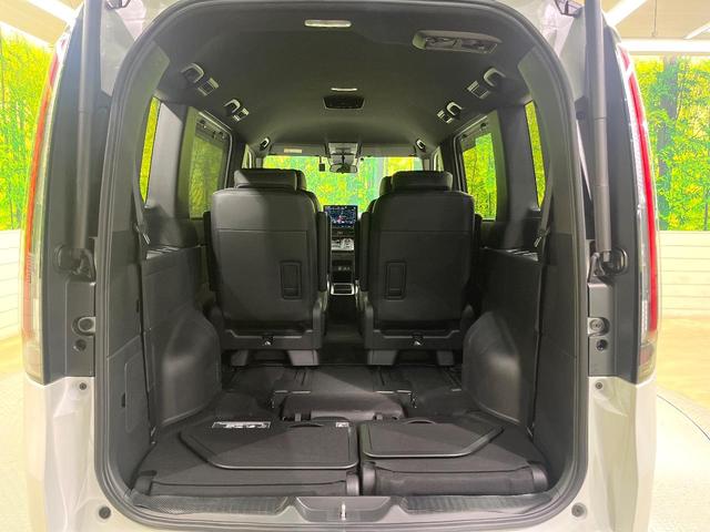 ステップワゴン ｅ：ＨＥＶスパーダ　純正１１．４型ナビ　バックカメラ　ホンダセンシング　両側電動ドア　レーダークルーズコントロール　ＥＴＣ　シートヒーター　オートエアコン　パワーバックドア　スマートキー　電動格納ミラー　ハーフレザー（11枚目）
