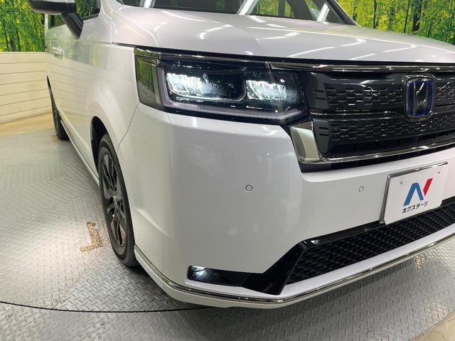 ステップワゴン ｅ：ＨＥＶスパーダ　純正１１．４型ナビ　バックカメラ　ホンダセンシング　両側電動ドア　レーダークルーズコントロール　ＥＴＣ　シートヒーター　オートエアコン　パワーバックドア　スマートキー　電動格納ミラー　ハーフレザー（13枚目）