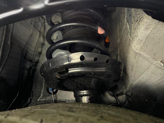 ステップワゴン ｅ：ＨＥＶスパーダ　純正１１．４型ナビ　バックカメラ　ホンダセンシング　両側電動ドア　レーダークルーズコントロール　ＥＴＣ　シートヒーター　オートエアコン　パワーバックドア　スマートキー　電動格納ミラー　ハーフレザー（21枚目）