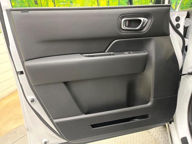 ステップワゴン ｅ：ＨＥＶスパーダ　純正１１．４型ナビ　バックカメラ　ホンダセンシング　両側電動ドア　レーダークルーズコントロール　ＥＴＣ　シートヒーター　オートエアコン　パワーバックドア　スマートキー　電動格納ミラー　ハーフレザー（50枚目）