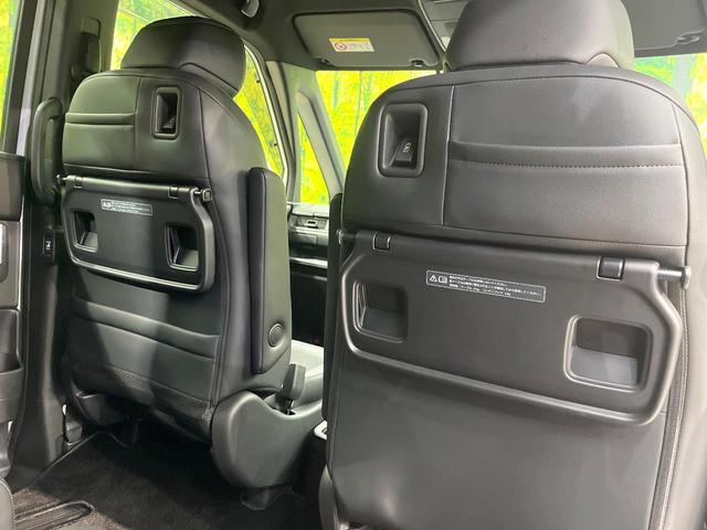 ステップワゴン ｅ：ＨＥＶスパーダ　純正１１．４型ナビ　バックカメラ　ホンダセンシング　両側電動ドア　レーダークルーズコントロール　ＥＴＣ　シートヒーター　オートエアコン　パワーバックドア　スマートキー　電動格納ミラー　ハーフレザー（56枚目）