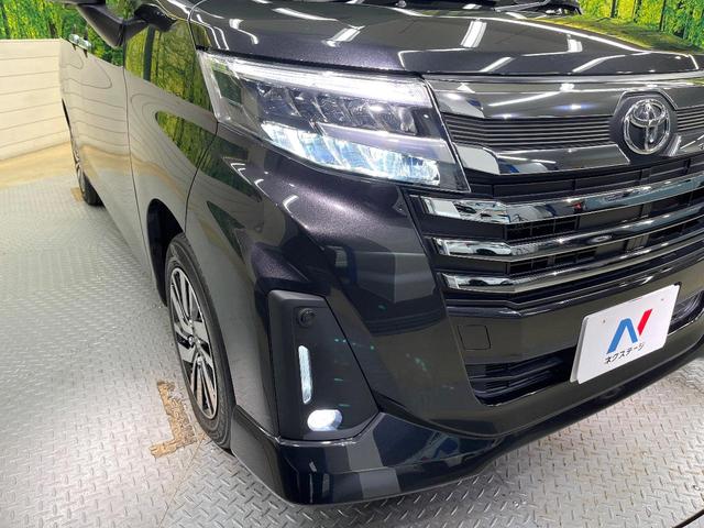 ルーミー カスタムＧ　両側電動ドア　スマートアシスト　レーダークルーズコントロール　オートライト　ＬＥＤヘッド　スマートキー　オートエアコン　衝突軽減装置　車線逸脱警報　コーナーセンサー　革巻きステアリング　電動格納ミラー（12枚目）