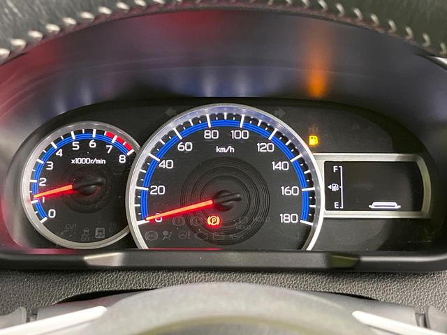 ルーミー カスタムＧ　両側電動ドア　スマートアシスト　レーダークルーズコントロール　オートライト　ＬＥＤヘッド　スマートキー　オートエアコン　衝突軽減装置　車線逸脱警報　コーナーセンサー　革巻きステアリング　電動格納ミラー（22枚目）