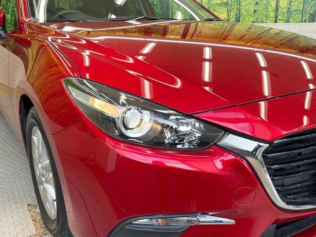 【ＬＥＤヘッドライト】悪天候や夜間走行時も良好な視界を確保し安心して運転できる高輝度ＬＥＤヘッドライトを装備！点灯速度が早く、消費電力も抑えられています。