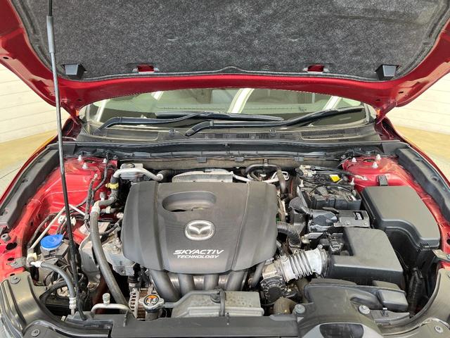 親切・丁寧な専門メカニックスタッフが応対！・車検・点検整備・事故等の修理などアフターサービスも安心。お車のカスタマイズもネクステージのサービススタッフまでご相談ください！