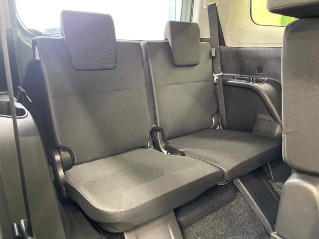 シエンタ ハイブリッドＸ　禁煙車　電動スライドドア　衝突被害軽減システム　レーダークルーズ　コーナーセンサー　スマートキー　ＬＥＤヘッド　オートハイビーム　車線逸脱警報　オートライト　オートエアコン（10枚目）