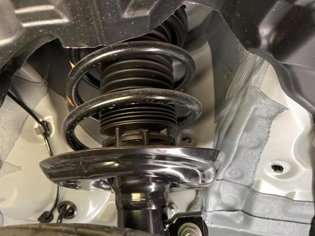 シエンタ ハイブリッドＸ　禁煙車　電動スライドドア　衝突被害軽減システム　レーダークルーズ　コーナーセンサー　スマートキー　ＬＥＤヘッド　オートハイビーム　車線逸脱警報　オートライト　オートエアコン（21枚目）